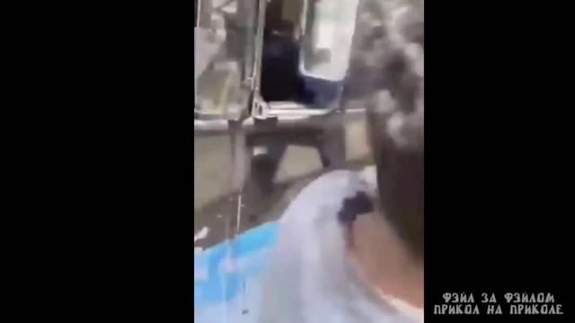 Водитель отомстил как надо / Приколы 2015 смотреть онлайн