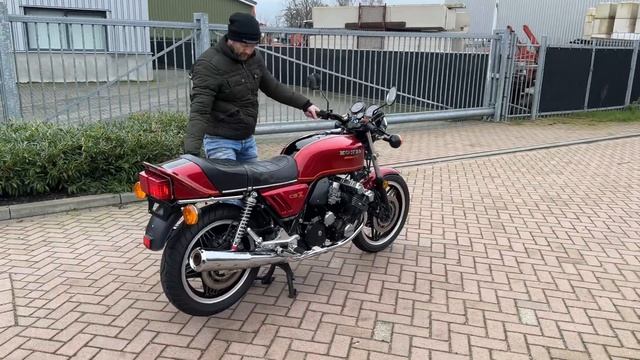 Honda CBX1000 ProLink rebuild to CB1 смотреть онлайн