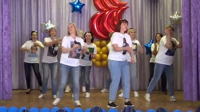 Выпускной 2021- танец родителей - Шатура - школа № 4 смотреть онлайн