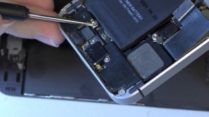 Iphone Почему после замены экрана не работает отпечаток пальца или датчик приближения.