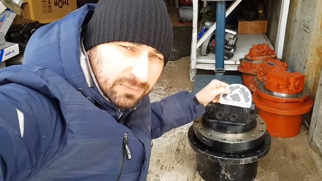 Редуктор хода в сборе с гидромотором (бортовая) Komatsu PC78 MR/US, отправляем в Южно-Сахалинск смотреть онлайн