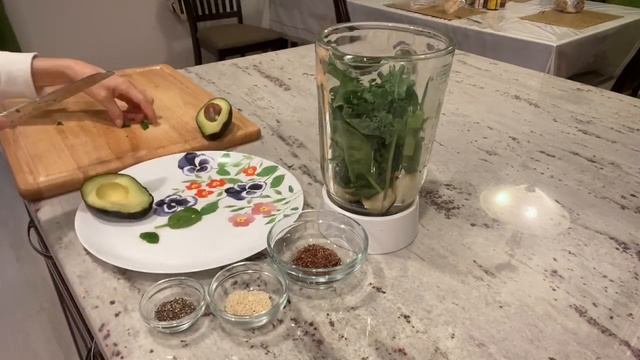 Зелёные, полезные смузи. смотреть онлайн