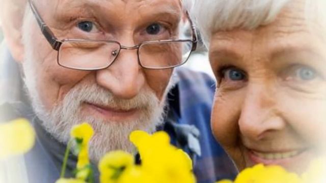 С Днём Пожилых Людей! смотреть онлайн