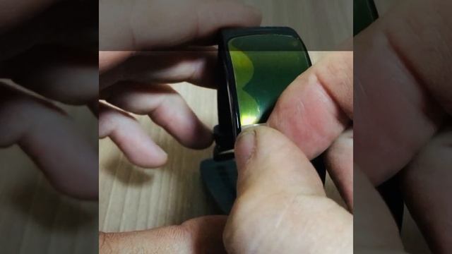 Samsung Gear Feat 2 pro protective film. Защитная плёнка из Китая смотреть онлайн