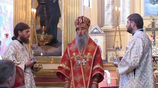 Архиєрейська божественна літургія. Миколаївський собор. Кременець. 2014 рік. 3 частина