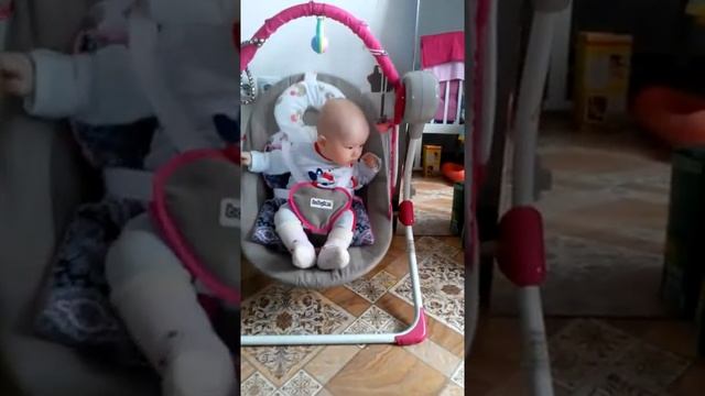 Лежать не хотим сидя хотим качается 4м:) смотреть онлайн