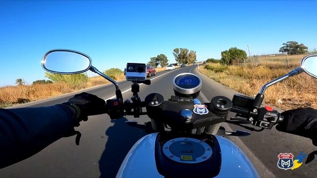 Viajar en moto | ¿Cuántos kilómetros puede hacer una 125 cc? смотреть онлайн