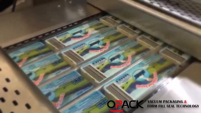 УПАКОВКА БЛОКА СЫРА 1кг В ВАКУУМ НА ТЕРМОФОРМЕРЕ / OPACK QZ 1000 MIDI смотреть онлайн