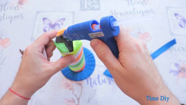 Вот что можно сделать из бутылки от пены для бритья смотреть онлайн
