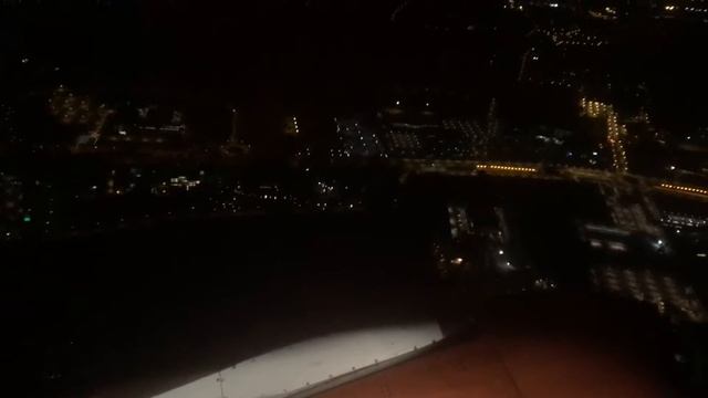 Brussels Zaventem Airport. Night take off EasyJet Airbus 320. смотреть онлайн