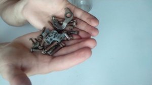 Осторожно! Замачивание карбюратора в растворителе.