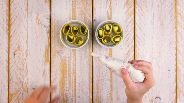 Мини-Каннеллони с начинкой смотреть онлайн