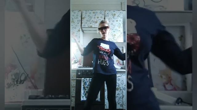 Плачу на техно#клип😂 смотреть онлайн