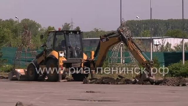 Ремонт площади торжеств имени В. П. Мазикина смотреть онлайн