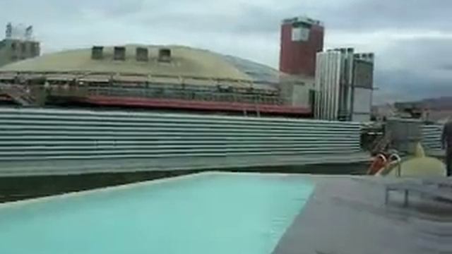 Бассейн на крыше отеля B-Hotel 3* (Испания, Барселона) смотреть онлайн