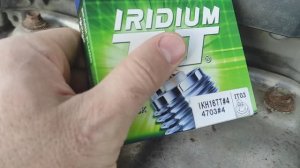 Замена свечей зажигания на Toyota Camry v50 2.5