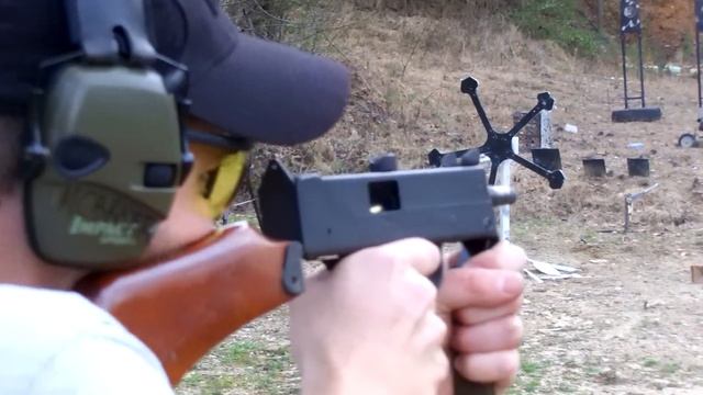 Shooting Mac-11 .380 смотреть онлайн