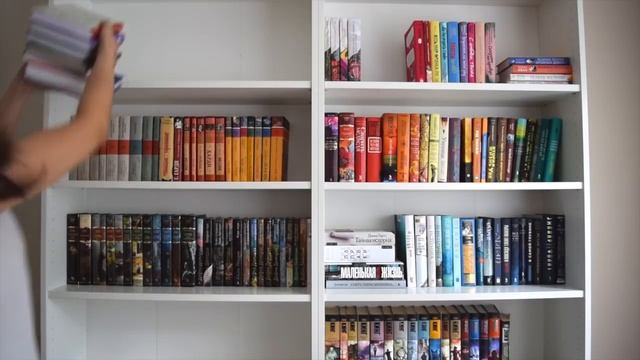 КНИЖНЫЙ ШКАФ ?? Заполняю книжные полки смотреть онлайн