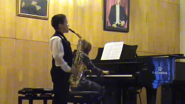 Алексеев Егор САКСОФОН 1 класс Один месяц учёбы 480p смотреть онлайн