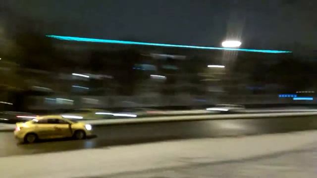 Москва, ул. Профсоюзная, иллюминация на хрущёвках смотреть онлайн