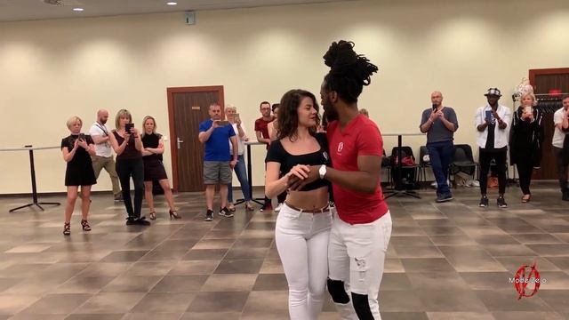 J'taime Kizomba - Lorenzo & Graziana - Urban Kizomba - by Mode Zéro смотреть онлайн