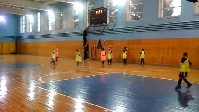 Soccer | Training | KAZAN / Тренировка юных футболистов 23/12/15 г. ДЮСШ Вахитовский 2008 смотреть онлайн