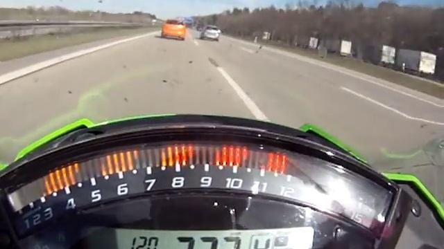 zx-10r meets Ford Focus ST смотреть онлайн