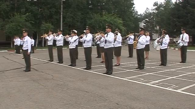 Выпускной в ДВВКУ прошёл в 98-й раз смотреть онлайн
