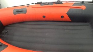 Лодка Gladiator E330 производство Китай.