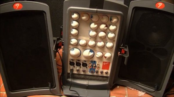 Fender Passport P-150