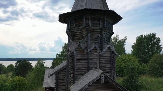 Петропавловский храм на острове Лычный, 1620 г. Озеро Сандал, Кондопожский район, Карелия. смотреть онлайн