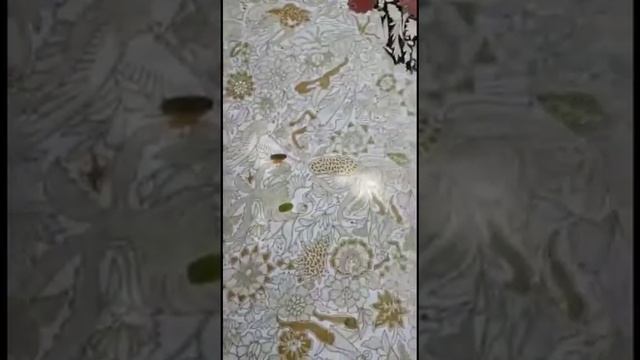 Batik Dengan Tehnik Pewarnaan Tolet