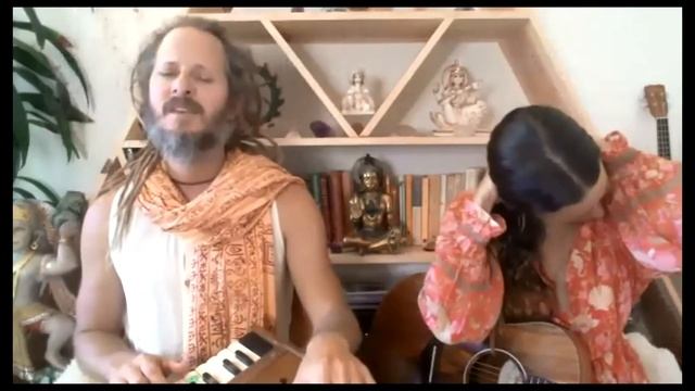 Govind Das & Radha - Chant for Love and Peace - California, US смотреть онлайн