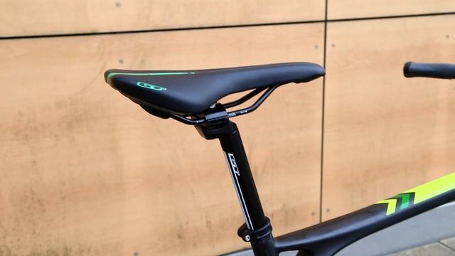 GT Grade Carbon Tiagra Flat Bar Fitness Bike 2017 | PREVIEW смотреть онлайн