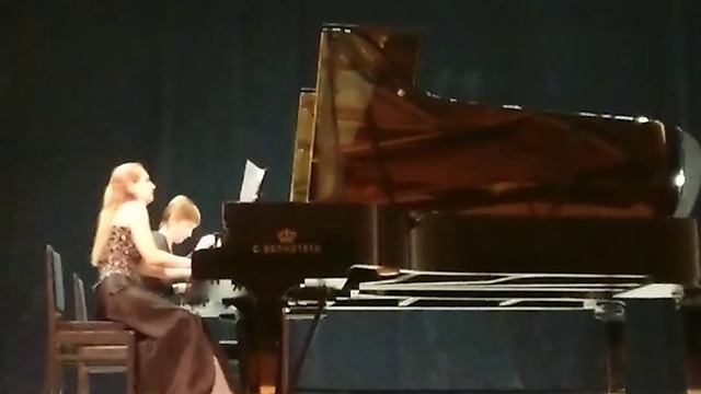 Шедевры фортепианной музыки. ? Дуэт за роялем. ? Из Концерта в консерватории Екатеринбурга. Браво! смотреть онлайн