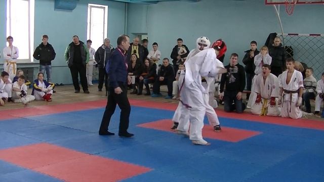 МАКСИМ ГОГОЛЕВ, 1 Й БОЙ ОТКРЫТОЕ ПЕРВЕНСТВО АЛЕКСАНДРИИ 08.02.2014 смотреть онлайн
