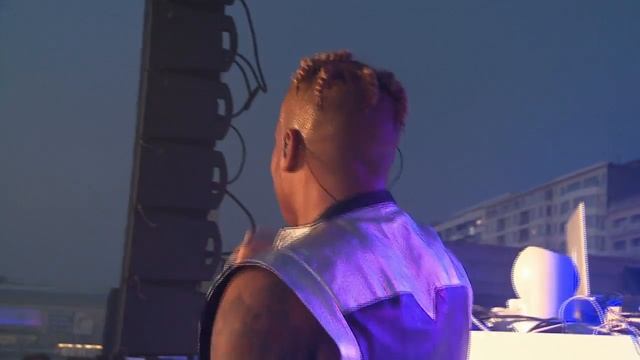 2 Unlimited - No Limit (live Bij Q)