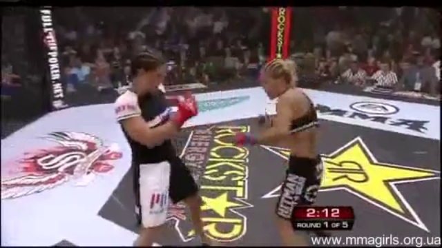 Джина Карано Vs Кристиани Сантос (Женские Бои Без Правил)