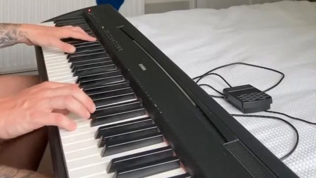 Coldplay - Everglow (Piano) смотреть онлайн