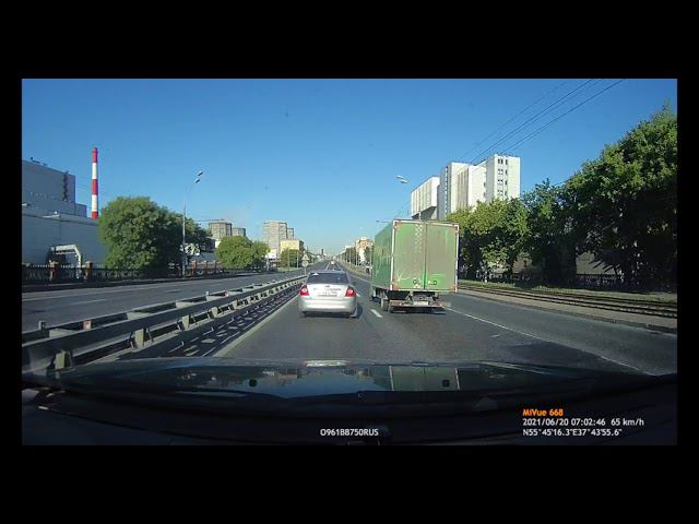 Берегись автомобиля! И всего, что из под него может вылететь! смотреть онлайн