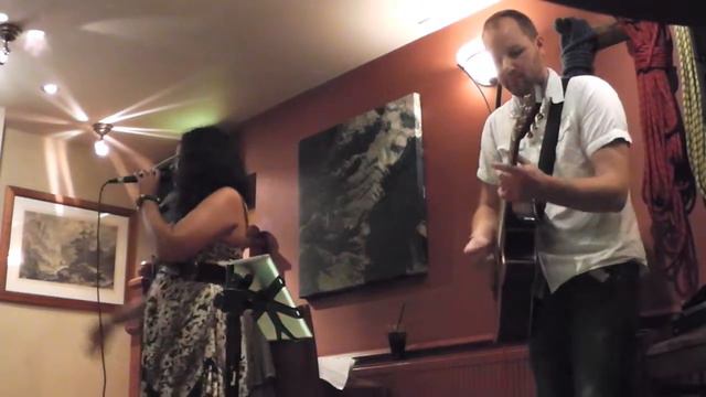 Sing It Back The Groovemores feat Sasha Goodman смотреть онлайн