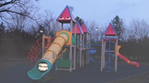 ГОРКА ПОЖИРАТЕЛЬ В РЕАЛЬНОЙ ЖИЗНИ. ДЕТСКАЯ ГОРКА ПОЖИРАТЕЛЬ ПЫТАЛАСЬ МЕНЯ СЪЕСТЬ!