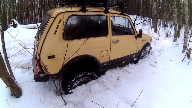 Покатушки на Ниве. Карьер. смотреть онлайн