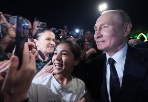 Жители Дербента встретили Путина аплодисментами / События на ТВЦ