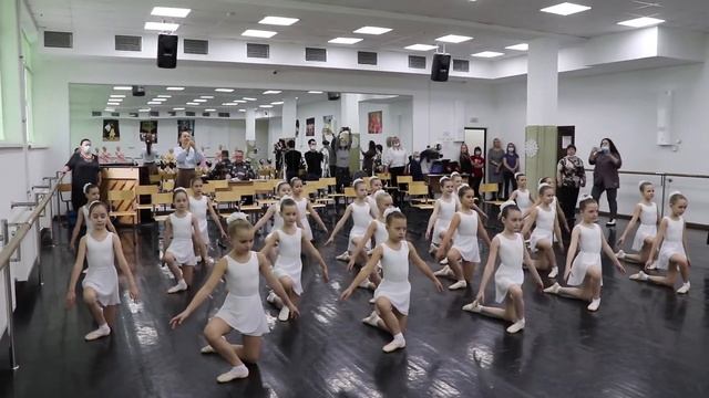 Посвящение в юные хореографы смотреть онлайн
