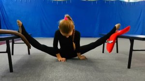 НОВОГОДНИЙ КЛИП от Мисс Николь / Гимнастический утренник