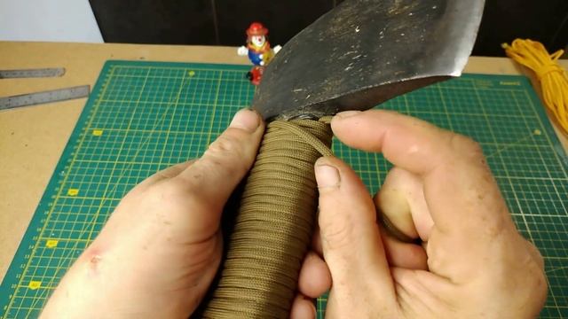 Protective winding paracord. Защитная намотка паракорда на топорище и рукоять ножа. Serhulya TV смотреть онлайн