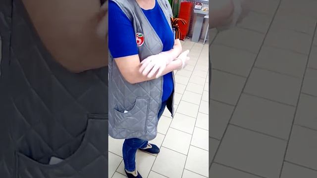 Как я ходил за хлебом или директор Пятерочки работает охранником. смотреть онлайн