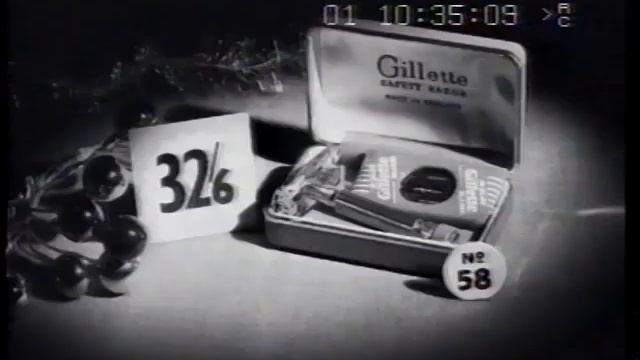 Gillette Christmas Commercial смотреть онлайн