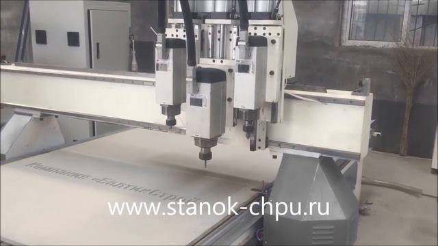 Фрезерно-гравировальный станок DeKart 1325 3 асинхронных шпинделя смотреть онлайн